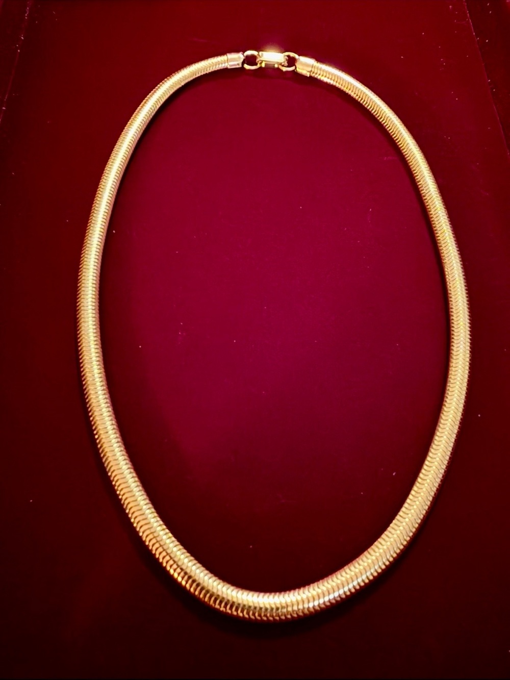 New Gold Snake Chain Necklace in Jewelers Box